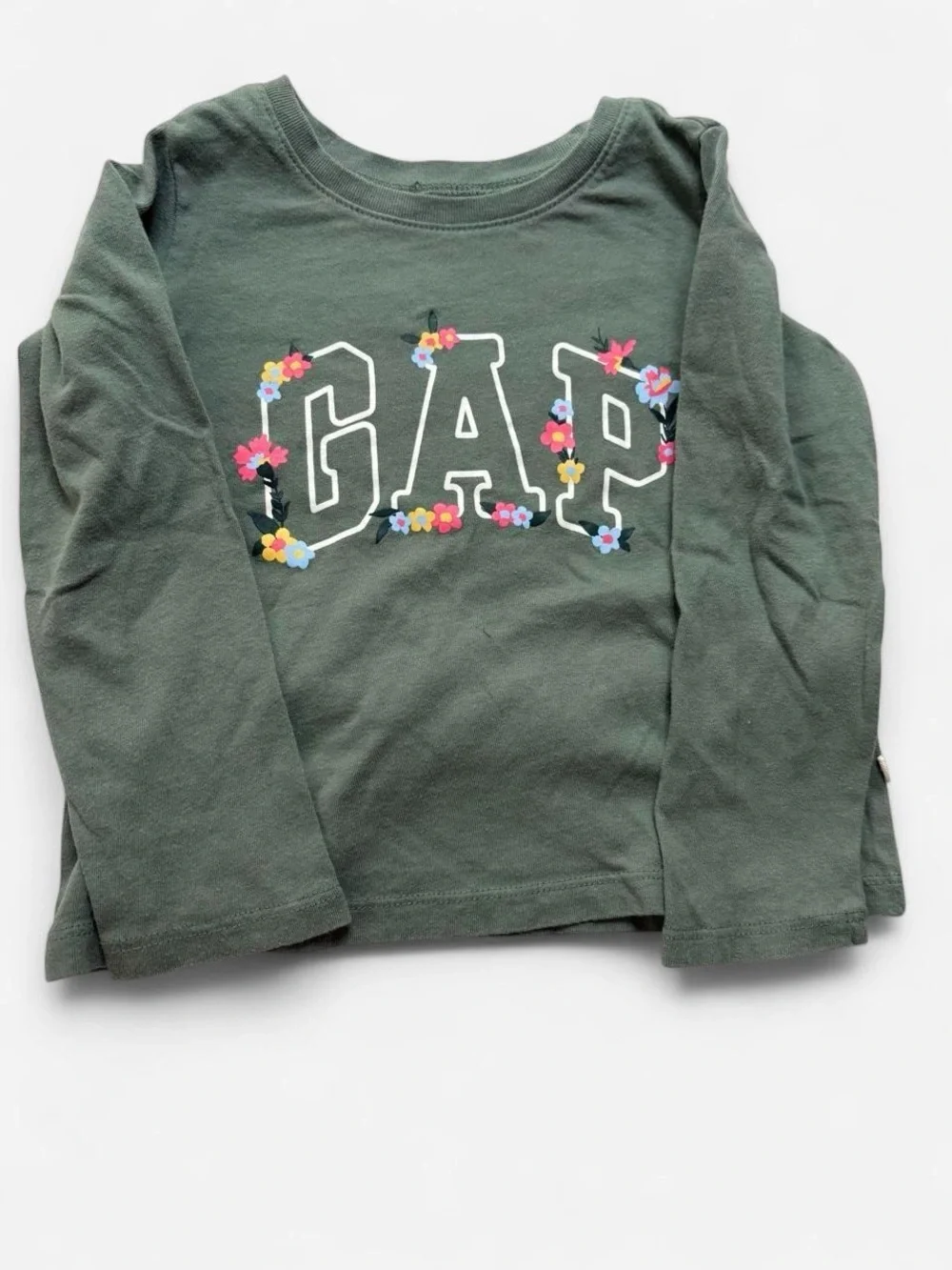 GAP Girls Set - Green Floral Logo Tee, Charcoal Star Sweater, Navy Joggers